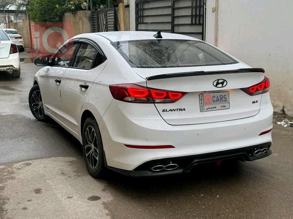 هيونداي النترا